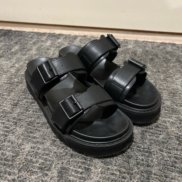 Chunky Blank Sandals - Picture 2 of 4